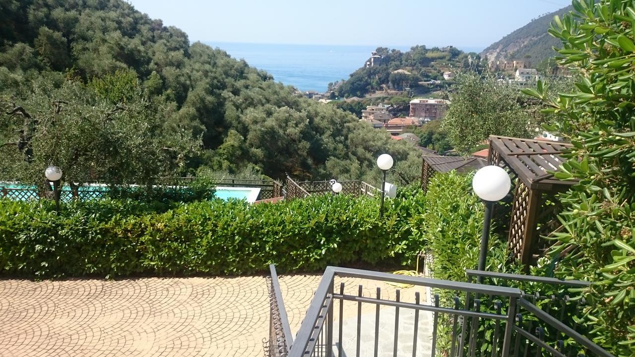 I Monili Lägenhet Moneglia Exteriör bild
